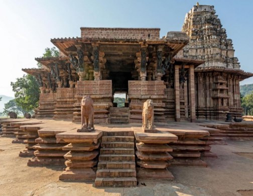 1000-pillar-temple-warangal