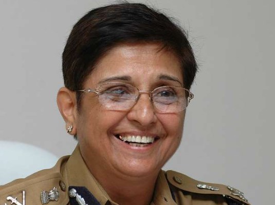 first-woman-ips-officer-of-india-kiran-bedi